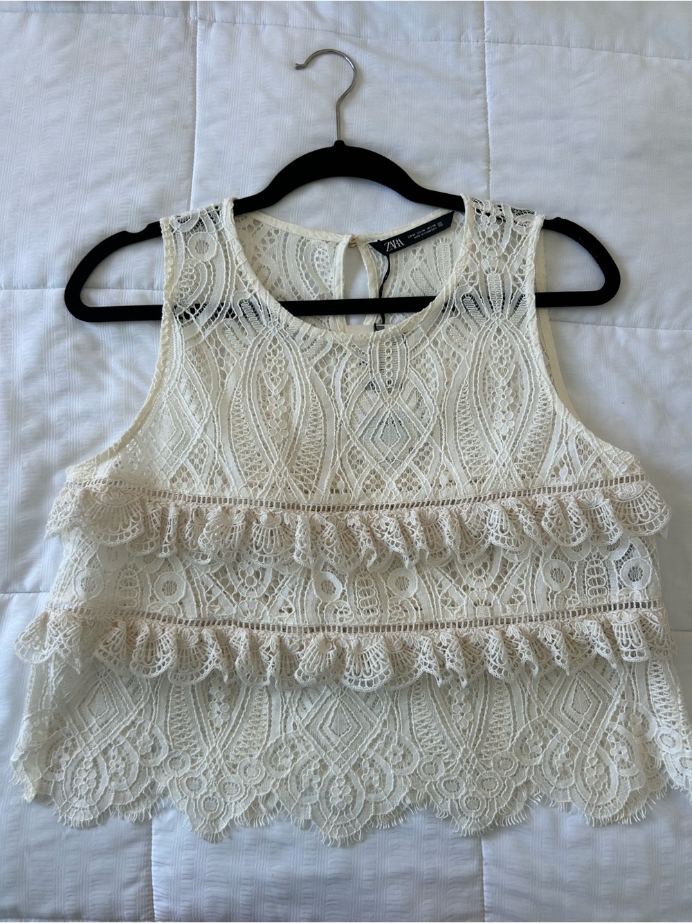Zara Ivory Eyelet Lace Ruffle Camisole NWT